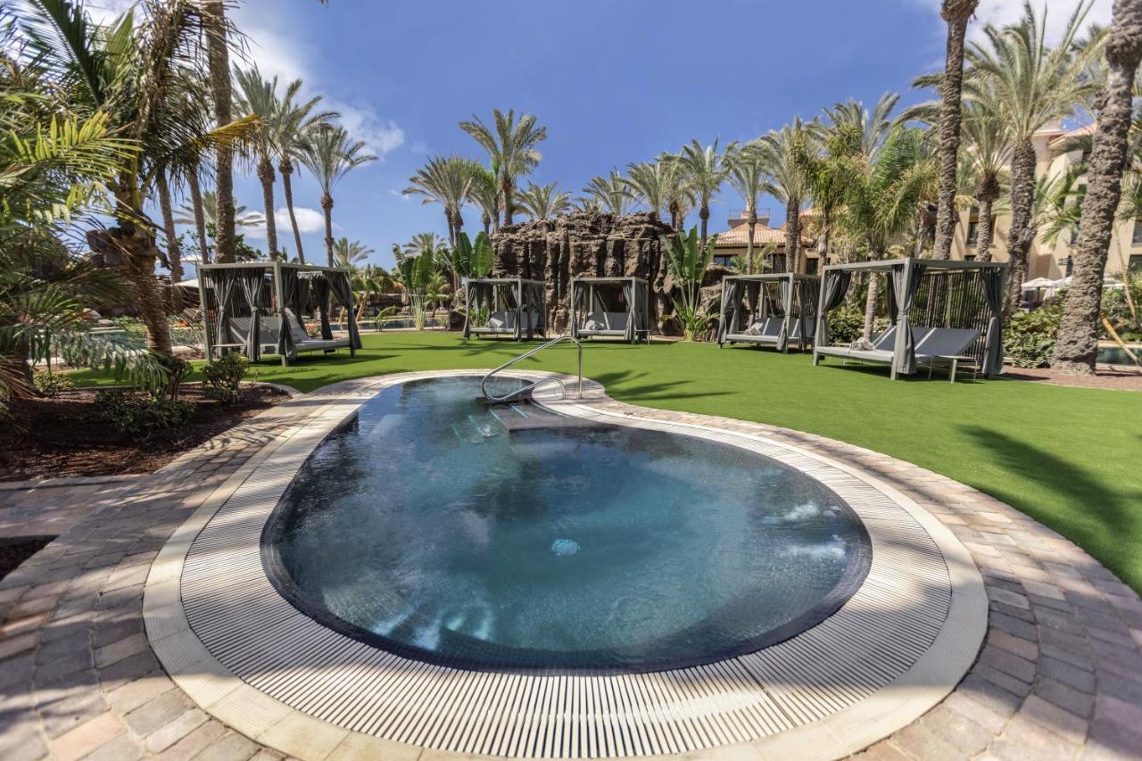 Lopesan Costa Meloneras Resort & Spa Bagian luar foto The swimming pool at the hotel