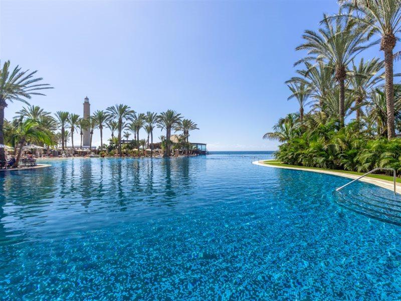 Lopesan Costa Meloneras Resort & Spa Bagian luar foto Infinity pool at the Royal Beach Hotel, Cyprus